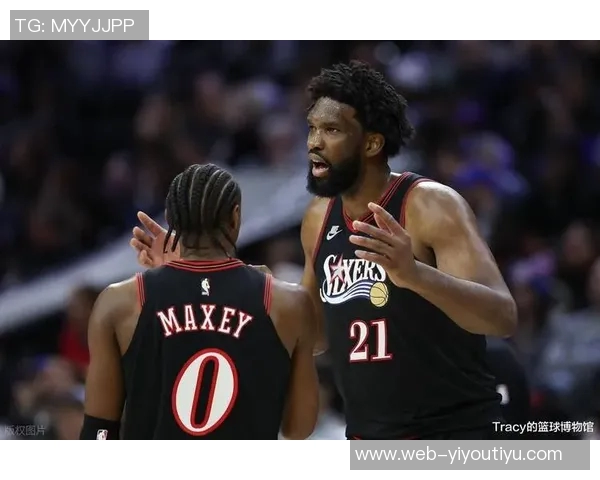 恩比德半场表现抢眼10投6中斩获19分罚球8中6助球队领先