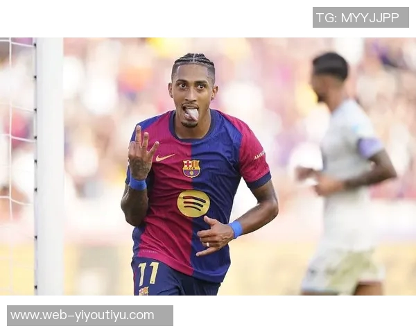 德转更新拉菲尼亚身价下调千万元远射双响引发热议