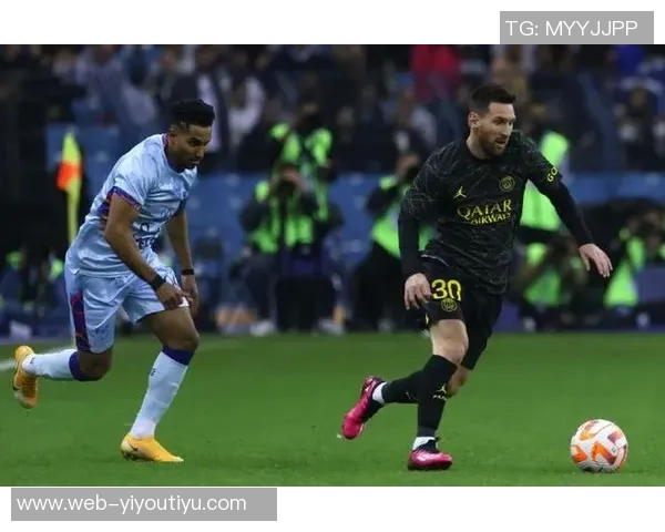 贝尔纳特称梅西为历史最佳三巨头梅西内马尔姆巴佩能左右比赛胜负