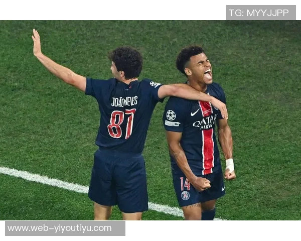 巴黎对阵里尔阵容公布登贝莱杜埃与K77在列若昂内维斯因伤缺席