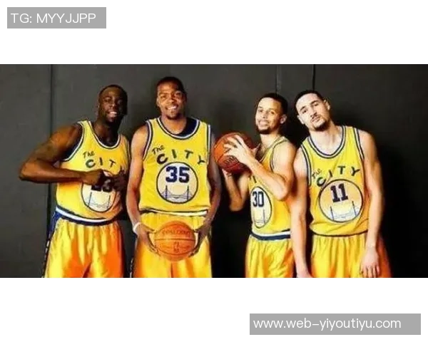 斯潘塞出战102分钟勇士每百回合净胜对手超25分展现强大实力 斯潘塞出战102分钟勇士每百回合净胜对手超25分展现强大实力