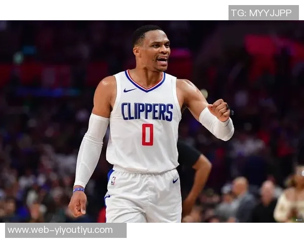 威少以前MVP身份签非保障合同这一选择在NBA历史上极为罕见